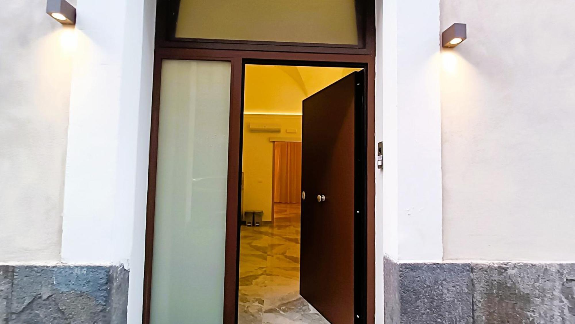 Dimora Del Monsignore Catánia Kamer foto